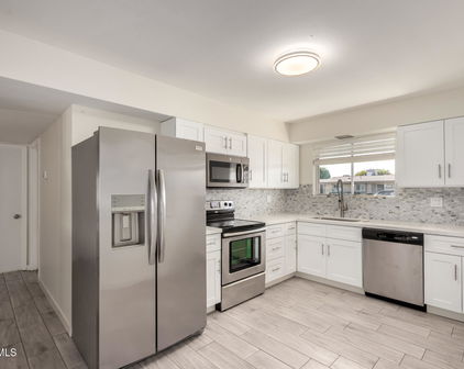 11047 N Coggins Drive, Sun City
