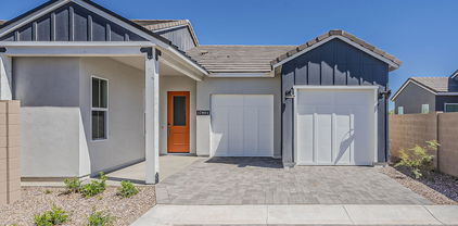 17894 W Hood River Road, Surprise