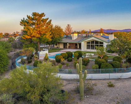 2190 N Vulture Mine Road, Wickenburg