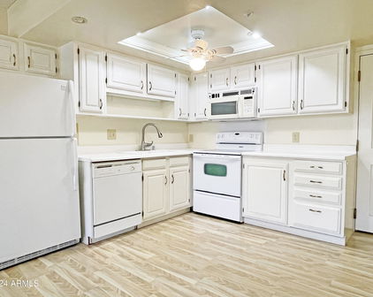 10330 W Thunderbird Boulevard Unit C325, Sun City
