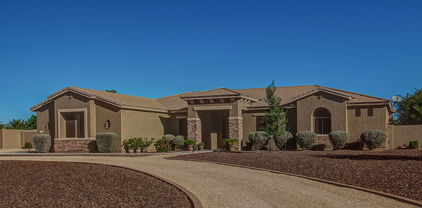 22814 W Mark Lane, Wittmann