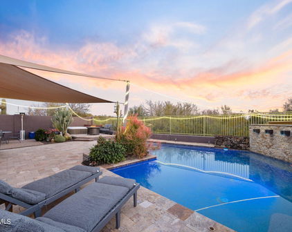 4351 E Smokehouse Trail, Cave Creek