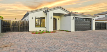 7631 N 59th Lane, Glendale