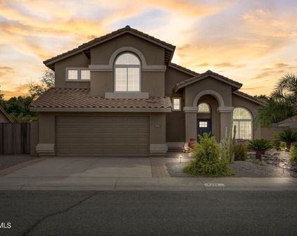 7217 W Crest Lane, Glendale