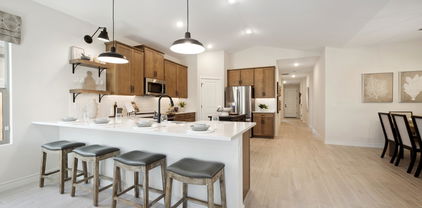 7913 N 80th Avenue, Glendale
