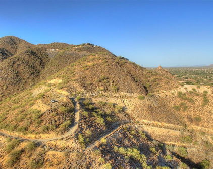 E Sentinel Rock Road Unit -, Carefree