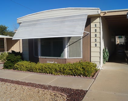 19059 N Mark Lane, Sun City