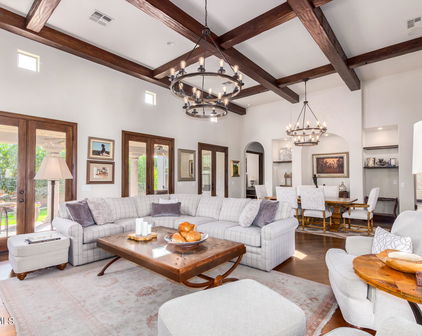 421 E Sunburst Lane, Tempe