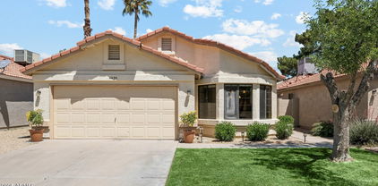 4420 E Amberwood Drive, Phoenix