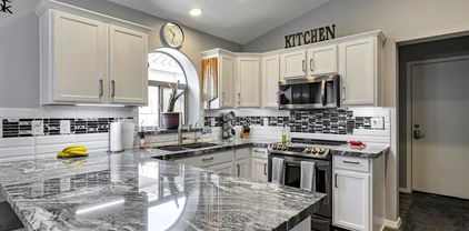 18477 N Canal Drive, Surprise