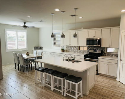10245 E Trent Avenue E, Mesa