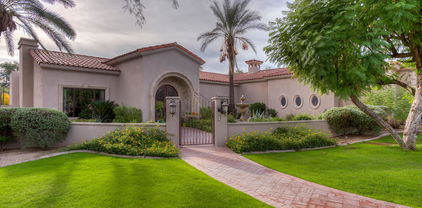 9061 N 53rd Place, Paradise Valley