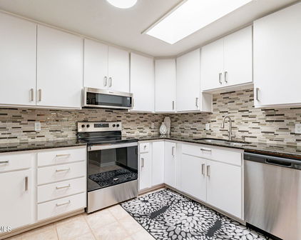 14300 W Bell Road Unit 134, Surprise