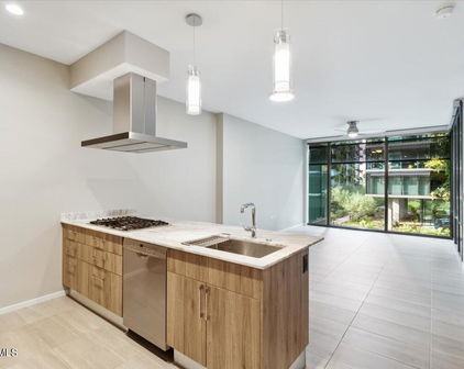 7180 E Kierland Boulevard Unit 202, Scottsdale