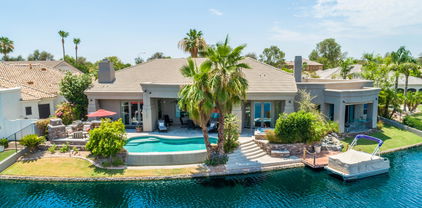 700 W Azalea Drive, Chandler