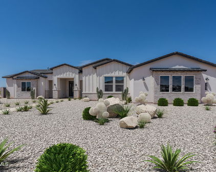 4584 N 192nd Drive, Litchfield Park