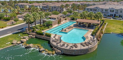 4077 S Sabrina Drive Unit 48, Chandler