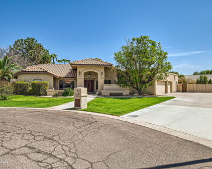9239 S Oak Street, Tempe
