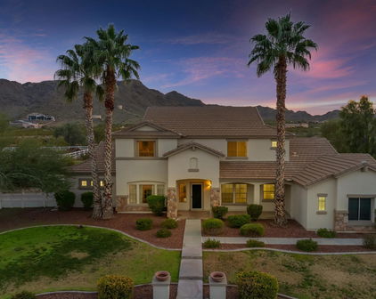 8883 W Prospector Drive, Queen Creek