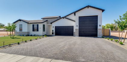 1138 E La Fortuna Court, San Tan Valley