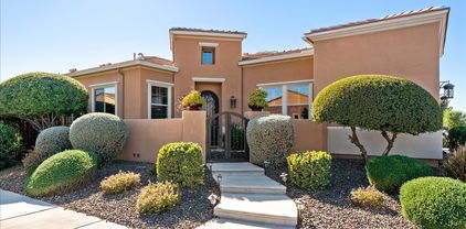 673 E Harmony Way E, San Tan Valley