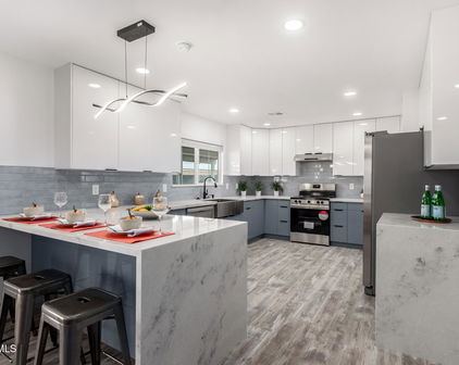 1152 W Greenway Drive, Tempe