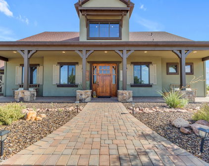 4186 W Silverdale Road, San Tan Valley