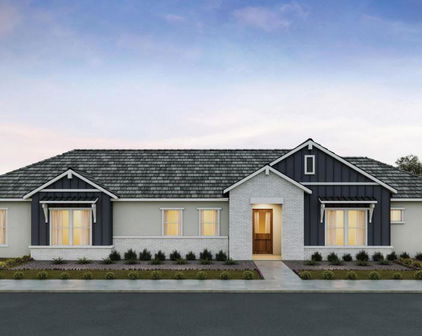 17654 W Guthrie Street, Surprise
