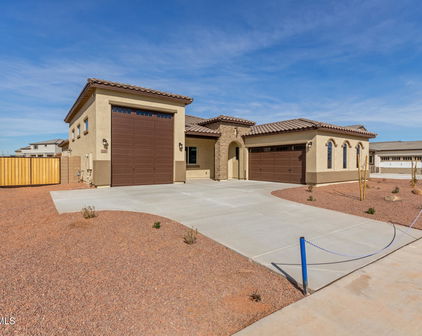 17330 W Royal Palm Road, Waddell