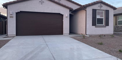 2970 E Tie Down Drive, San Tan Valley