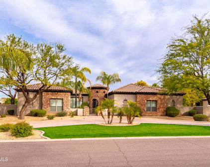 2564 E Teakwood Place, Chandler