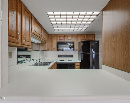 10330 W Thunderbird Boulevard Unit B307, Sun City