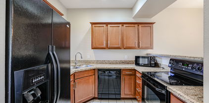 7101 W Beardsley Road Unit 521, Glendale