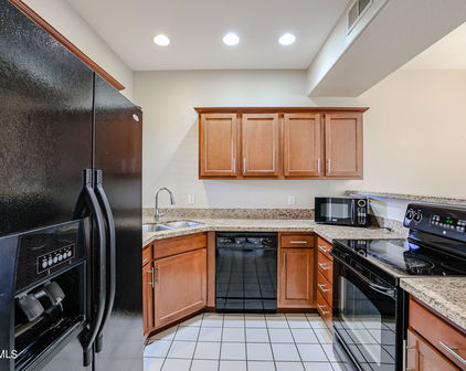 7101 W Beardsley Road Unit 521, Glendale