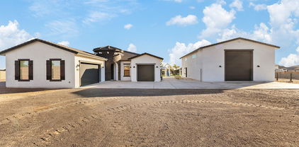 27435 N Michelle Lane, Queen Creek