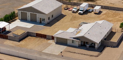 17335 W Berridge Lane, Waddell