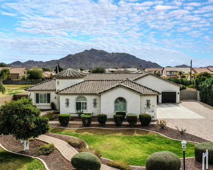 3483 E Vallejo Court, Gilbert