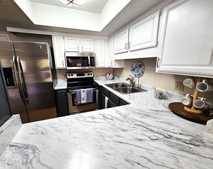 10330 W Thunderbird Boulevard Unit A204, Sun City