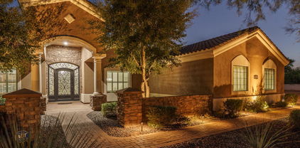 8045 W Belmont Avenue, Glendale