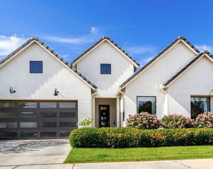 10206 E Texas Avenue, Mesa
