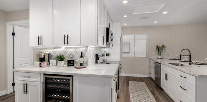 5022 E Magic Stone Drive, Phoenix