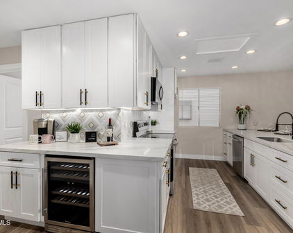 5022 E Magic Stone Drive, Phoenix