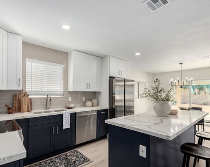 25620 S Cloverland Drive, Sun Lakes