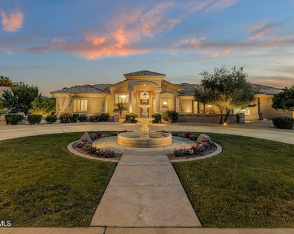 3661 E Tremaine Court, Gilbert