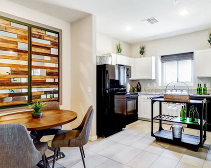 7445 S 75th Drive, Laveen