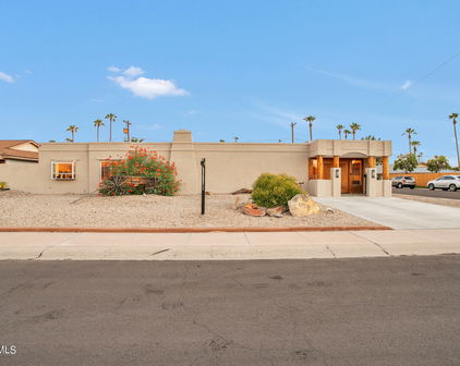 5721 W Royal Palm Road, Glendale