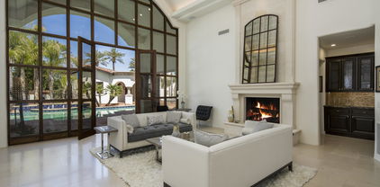 9024 N Kober Road, Paradise Valley
