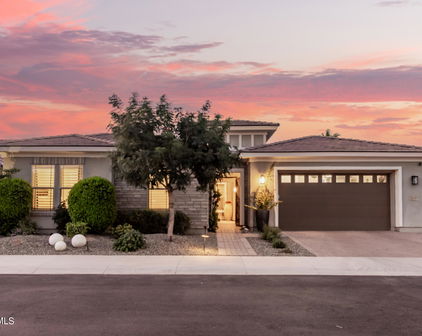 2190 E Aquarius Place, Chandler