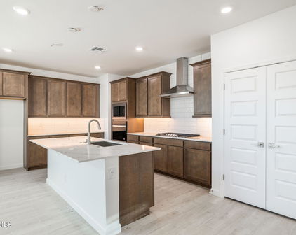 7444 W Buckhorn Trail, Peoria