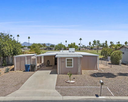 1707 S 72nd Street, Mesa